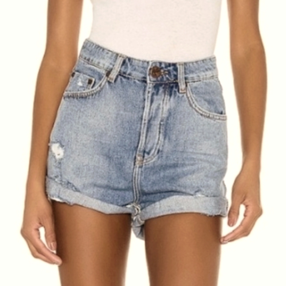 One Teaspoon Light Wash Destressed Denim High Rise Bandit Jean Short Cut Offs